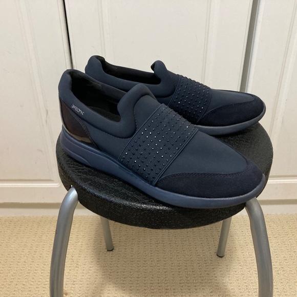 Geox Respira  Dark Navy Women's Sneakers EU 38/ US 8 - Picture 4 of 15